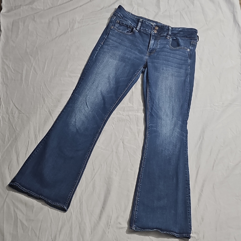 AEO Artist Sz 14 Reg Flare Stretch Blue Jeans